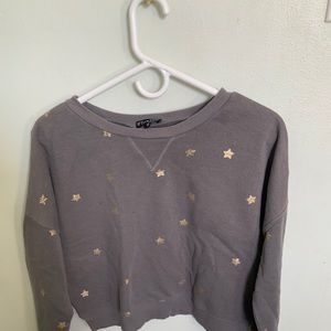 Gray star large sweatshirt
